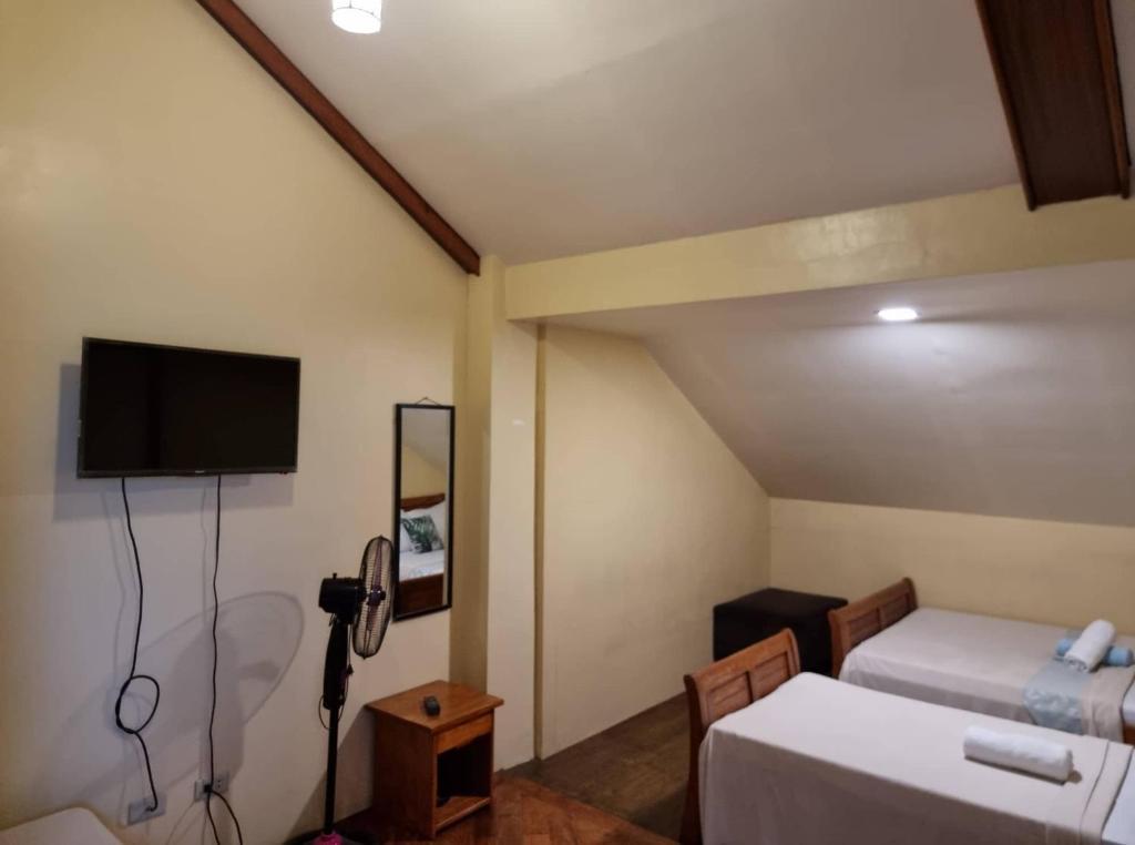 The Half House By Elmar Cabin Baguio City Екстер'єр фото